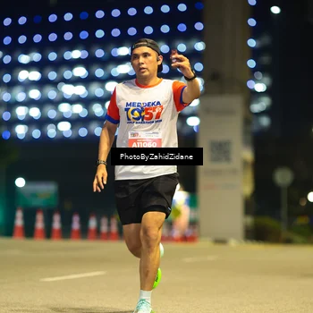 Runner Photo 4571387