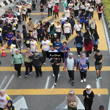 Runner Photo 4571462