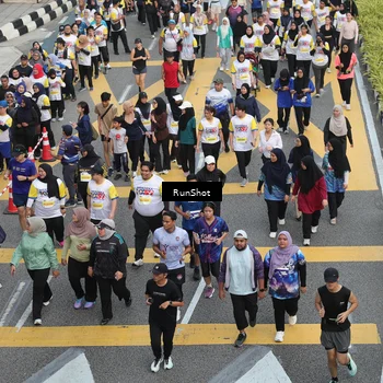 Runner Photo 4571620