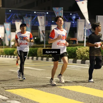 Runner Photo 4571654