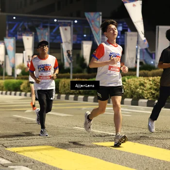 Runner Photo 4571665