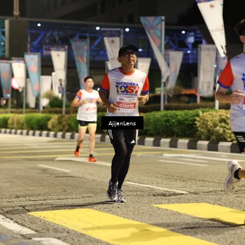 Runner Photo 4571700