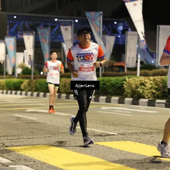Runner Photo 4571712