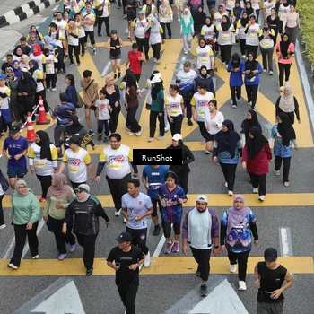 Runner Photo 4571746