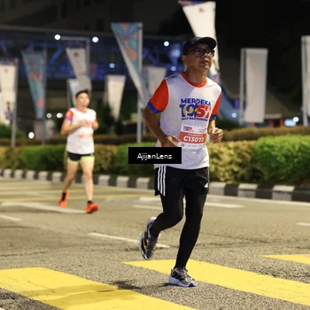 Runner Photo 4571749