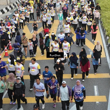 Runner Photo 4572242