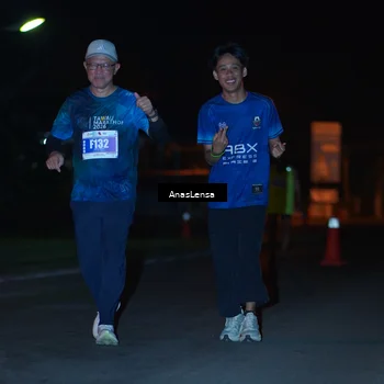 Runner Photo 4572248