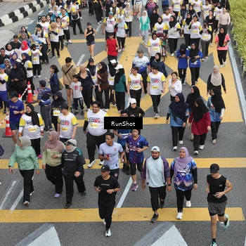 Runner Photo 4572382