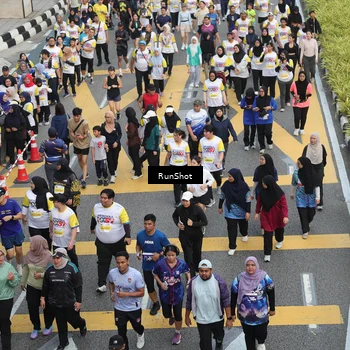 Runner Photo 4572407