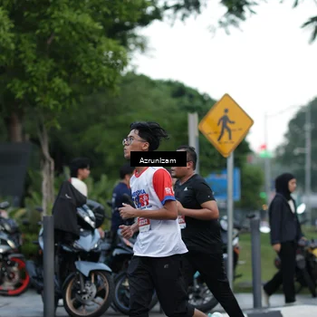 Runner Photo 4572429