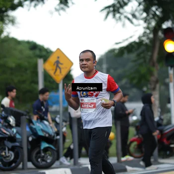 Runner Photo 4572497