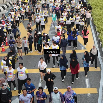 Runner Photo 4572770