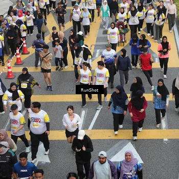 Runner Photo 4573088