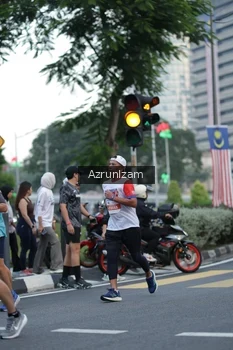 Runner Photo 4573266