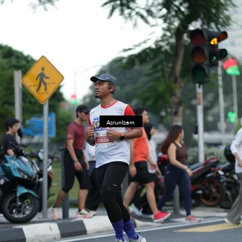 Runner Photo 4573360