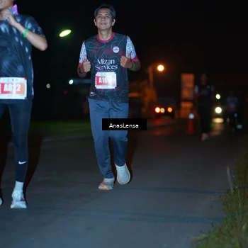 Runner Photo 4573362