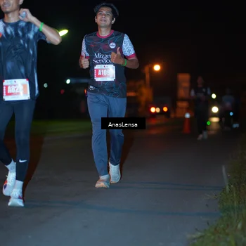 Runner Photo 4573367