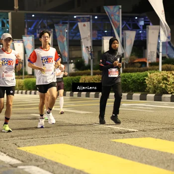 Runner Photo 4573423