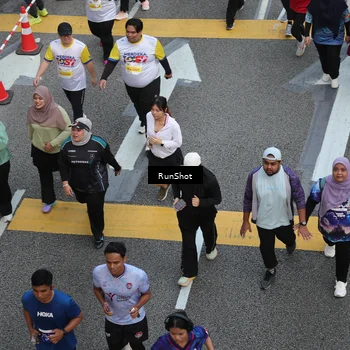 Runner Photo 4573512