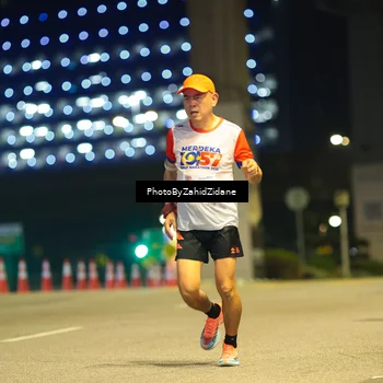 Runner Photo 4573533