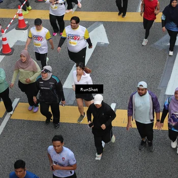 Runner Photo 4573573