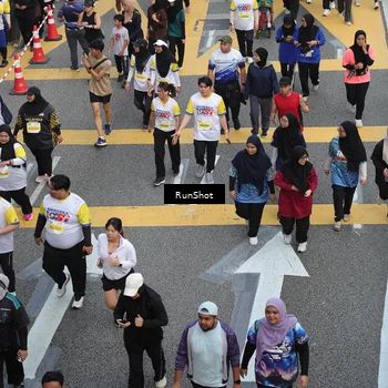 Runner Photo 4573649