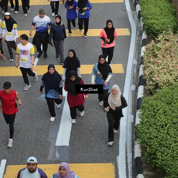 Runner Photo 4573674