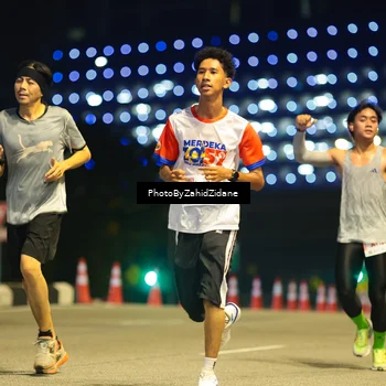 Runner Photo 4573702