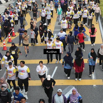 Runner Photo 4573705