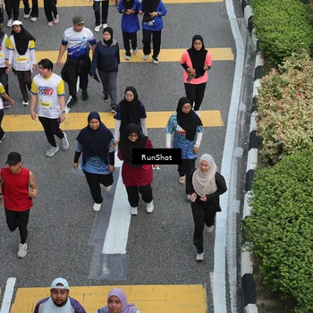 Runner Photo 4573737