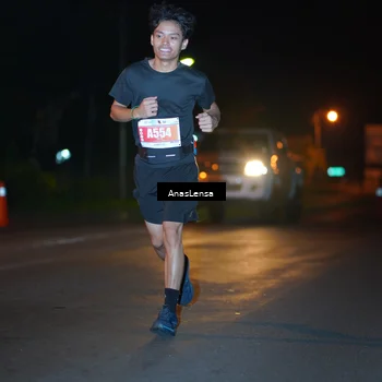 Runner Photo 4573747