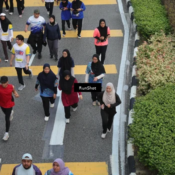 Runner Photo 4573749