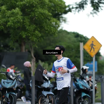 Runner Photo 4573769
