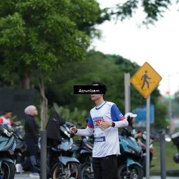 Runner Photo 4573792