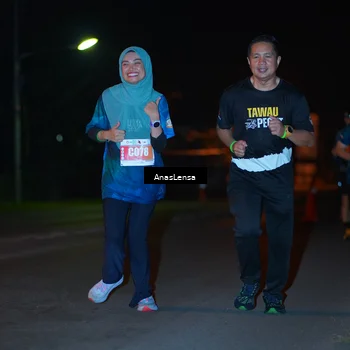 Runner Photo 4573793