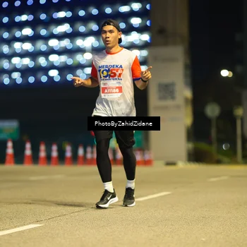 Runner Photo 4574035