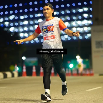 Runner Photo 4574039