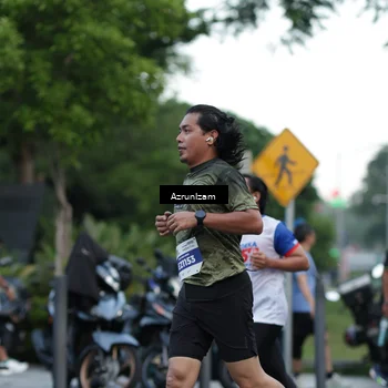 Runner Photo 4574057