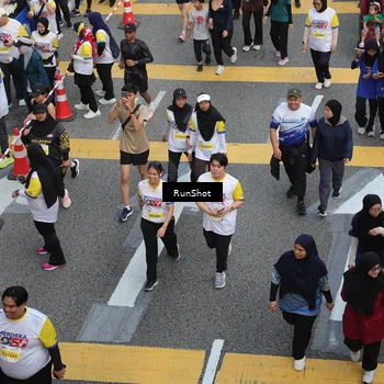Runner Photo 4574118