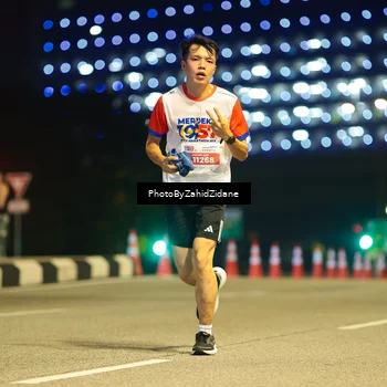 Runner Photo 4574312