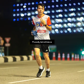 Runner Photo 4574315