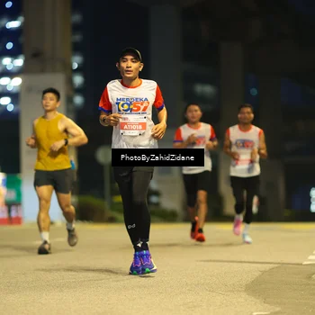 Runner Photo 4574362