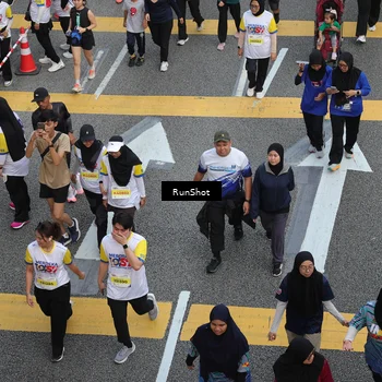 Runner Photo 4574375