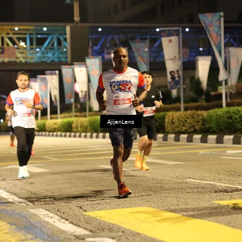 Runner Photo 4574385
