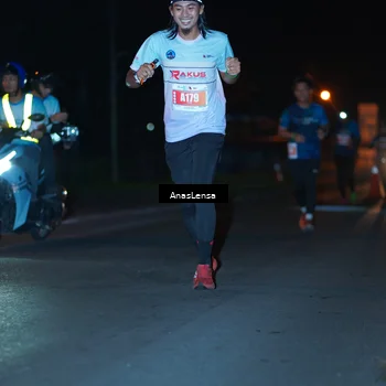 Runner Photo 4574408