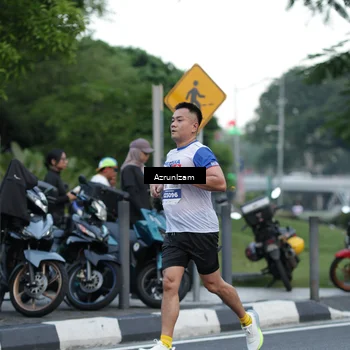 Runner Photo 4574476