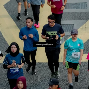 Runner Photo 4574704
