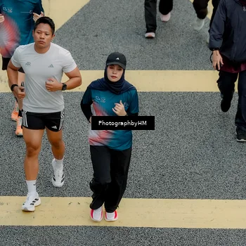 Runner Photo 4574807