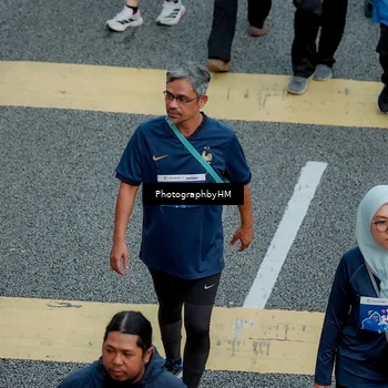 Runner Photo 4574870