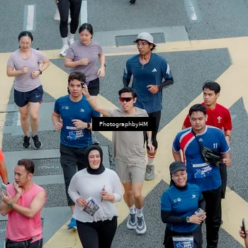 Runner Photo 4574875